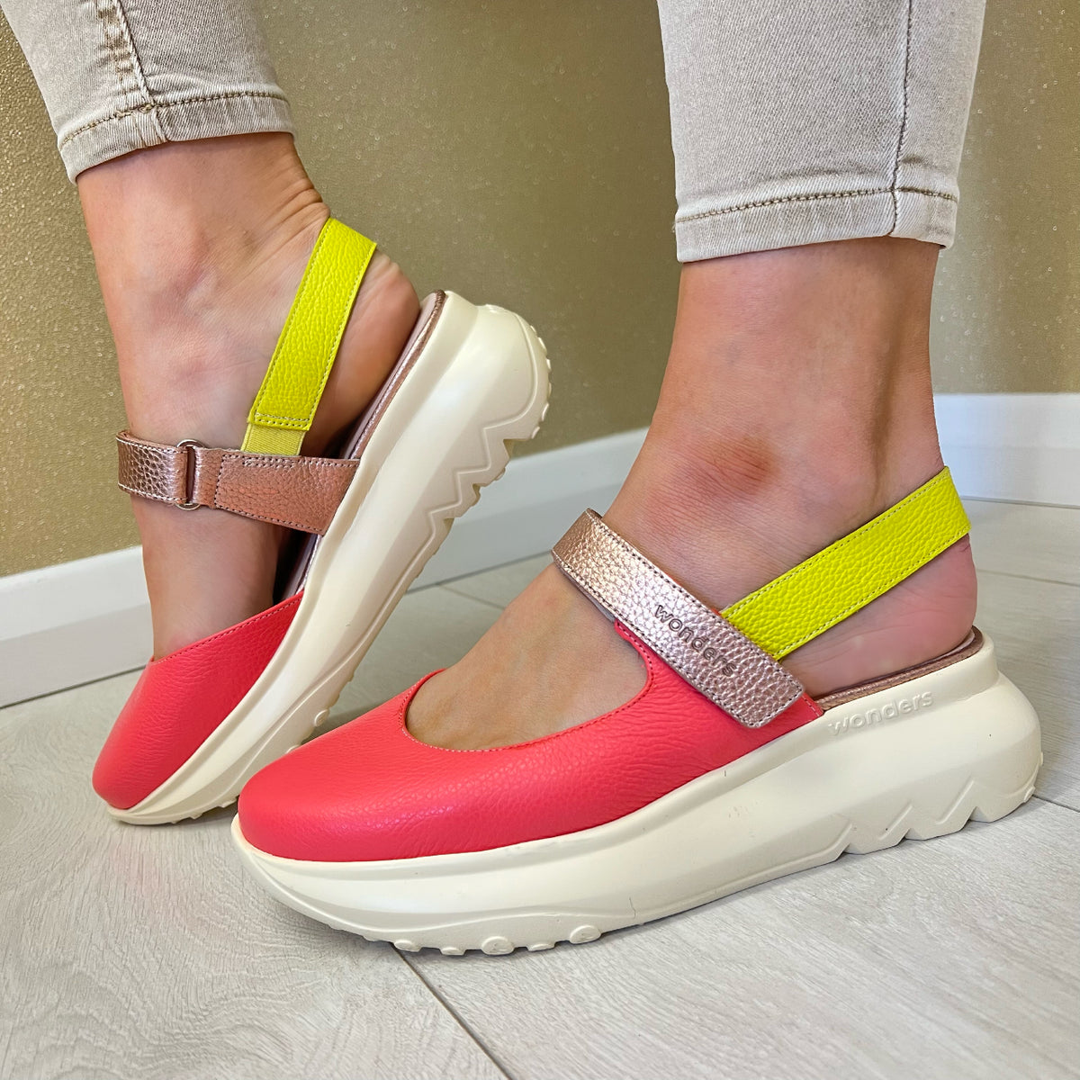 Wonders Ladies Coral Combination Velcro Sling Back Shoe A-4004